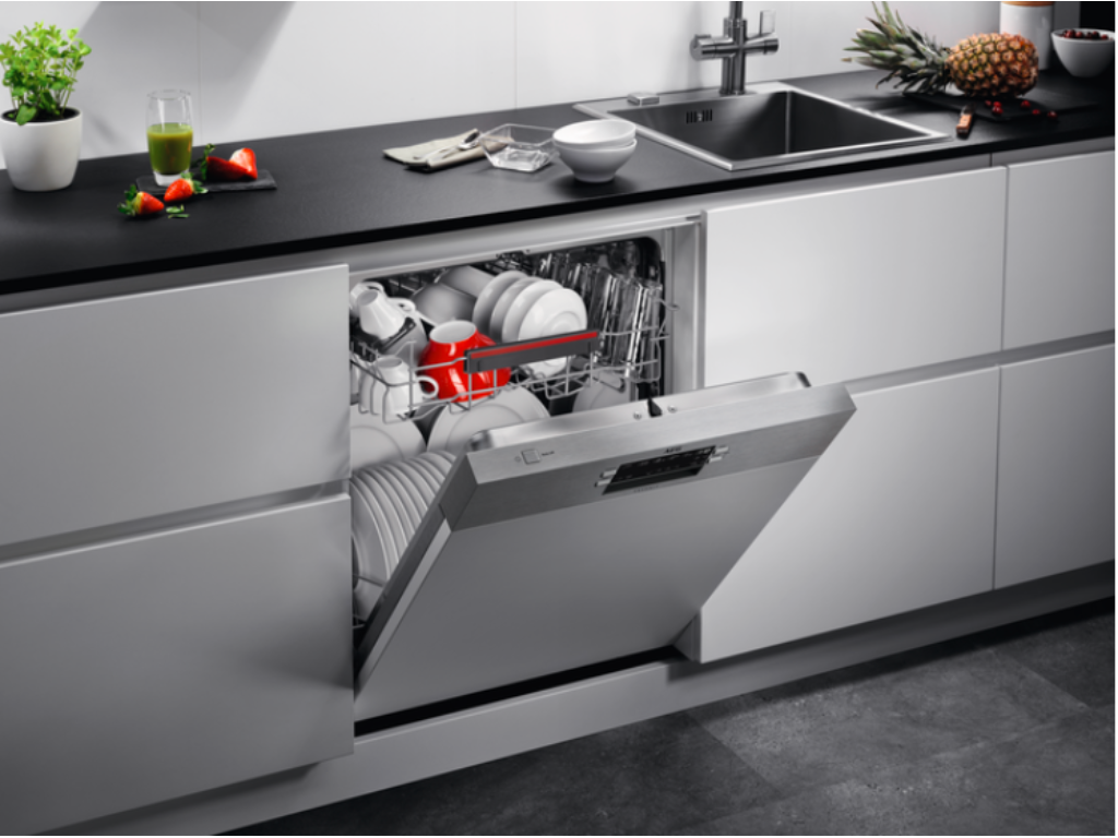 AEG FES5368XZM myčka s panelem 60cm_2